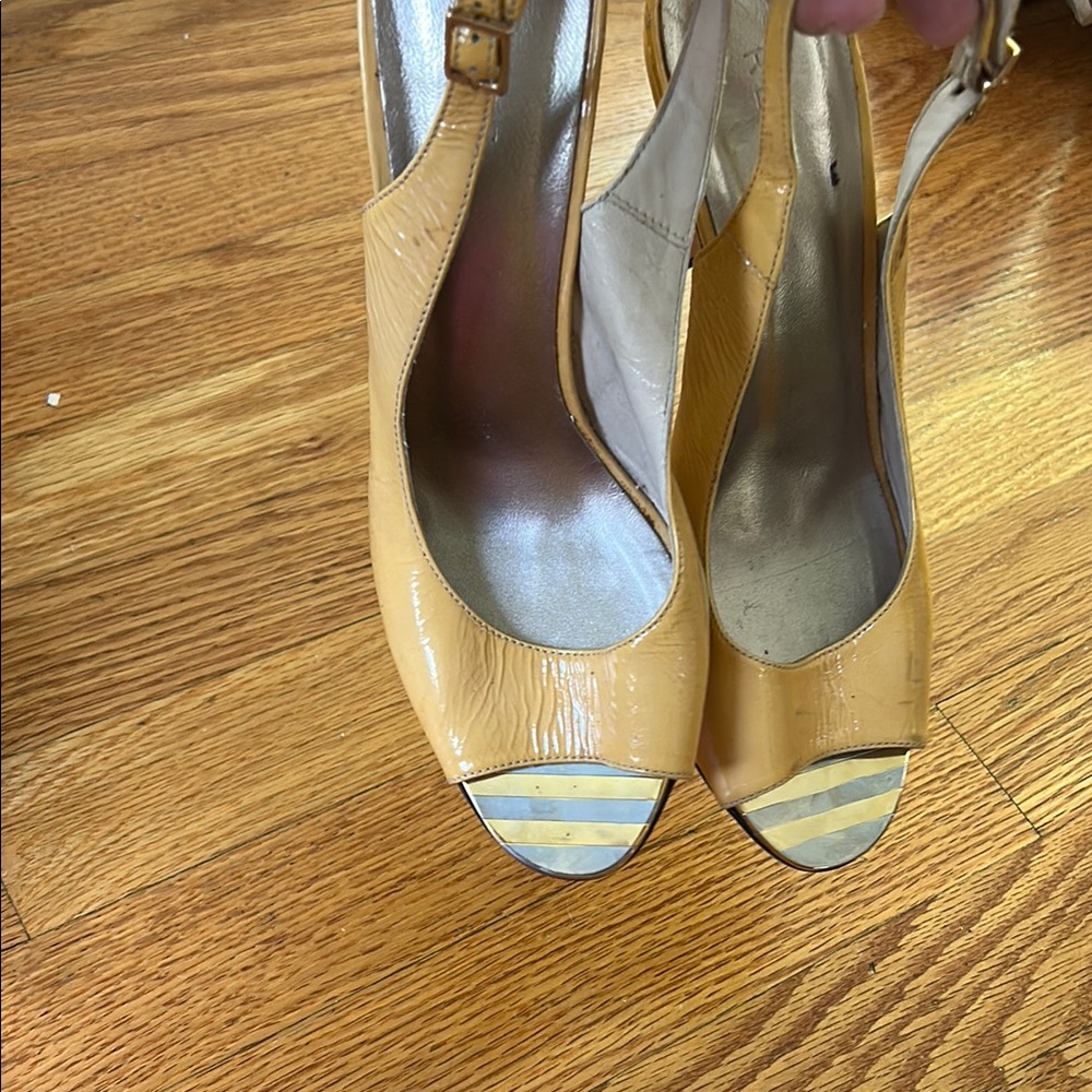 Elegant Tan Peep-Toe Women's Shoes